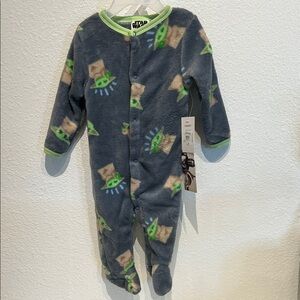 NEW Star Wars Mandalorian Onesie - Size 6-9 Months